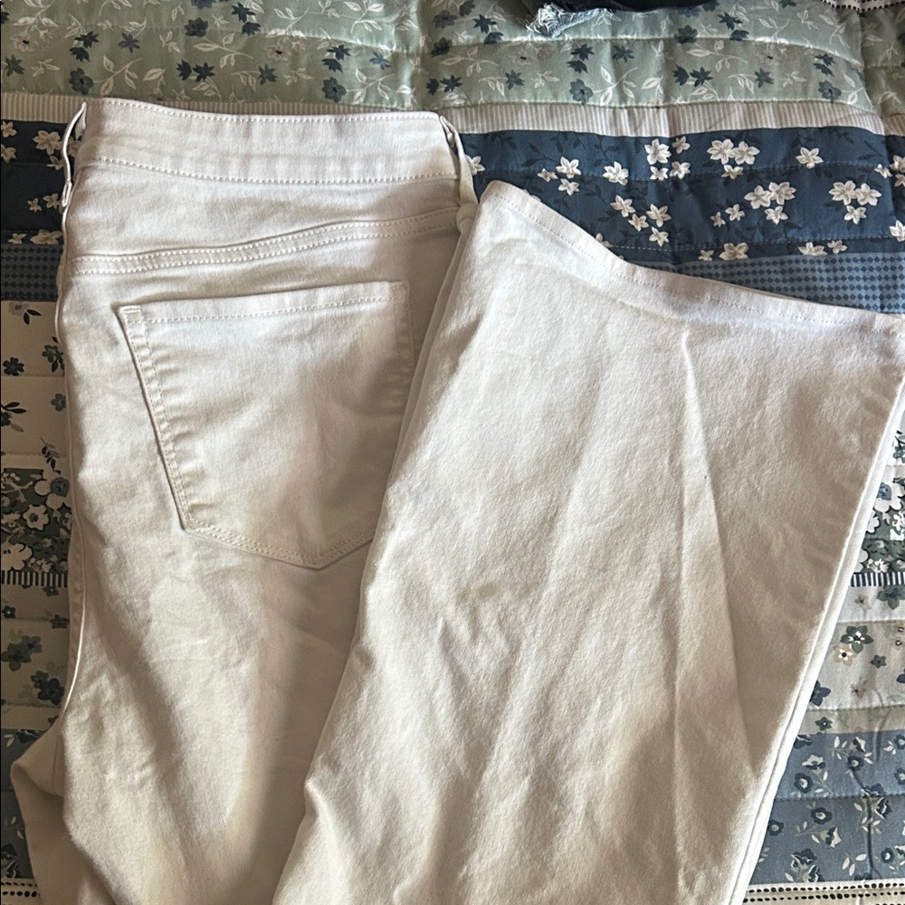 White Flares - Picture 4 of 4